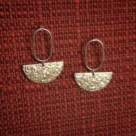 Boucles d'oreilles minimalistes dorées or fin originales ploom bijoux créateur